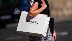 Продажи Chanel выросли на 13% в 2019 году