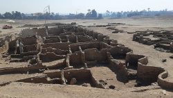 Египетские археологи обнаружили «потерянный золотой город Луксор» - The Art Newspaper Russia