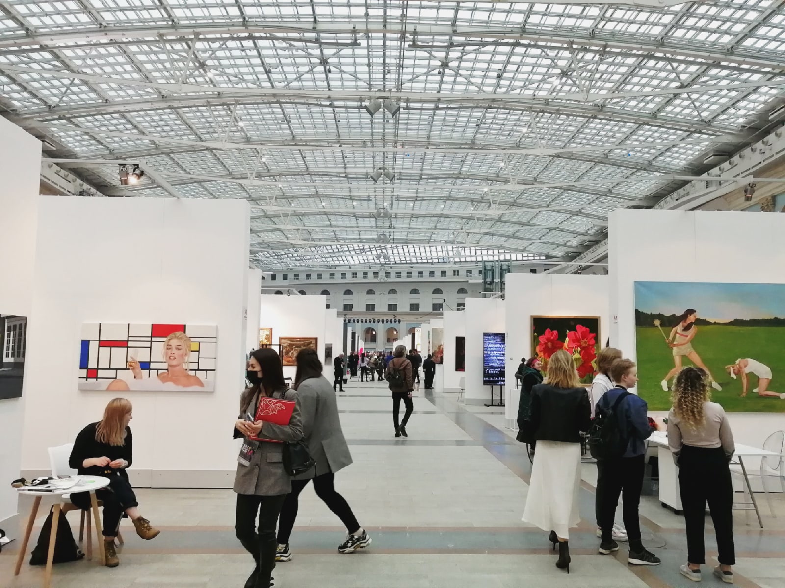 Ярмарка современного искусства в москве