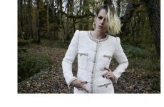 Королева лесов: Кристен Стюарт в магической кампании Chanel Métiers d’art 2020/21 — www.elle