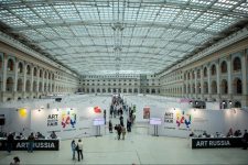 В Гостином Дворе пройдет ярмарка современного искусства Art Russia 2022 - ELLE.ru